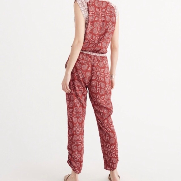 Abercrombie Paisley Red Jumpsuit Size S - Picture 3 of 7